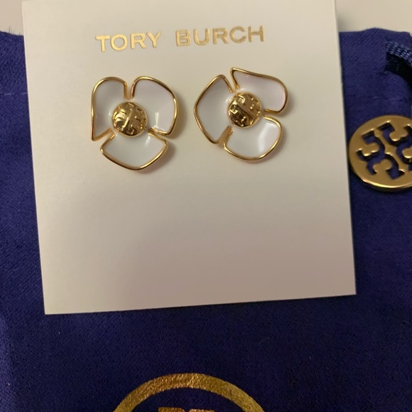 🔥🔥SALE🔥🔥NEW TB white flower logo stud earrings - Picture 1 of 4